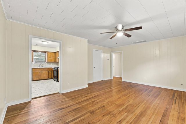 1914 Oaklawn Drive, La Marque, TX 77568
