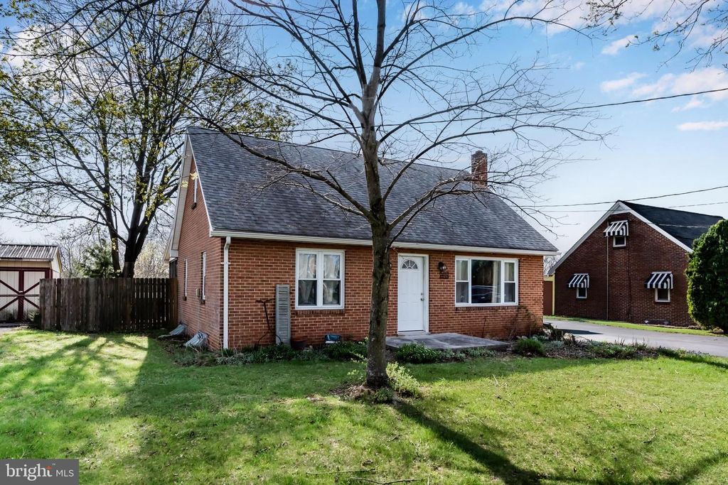 2691 SPRING ROAD, Carlisle, PA 17013