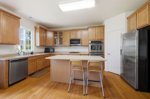 15024 W Austin Drive, Lockport, IL 60441