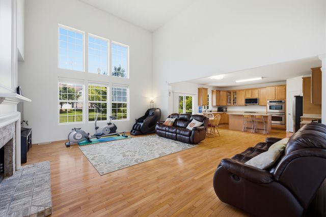 15024 W Austin Drive, Lockport, IL 60441
