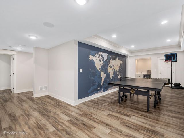 4517 Sherwood Avenue, Downers Grove, IL 60515