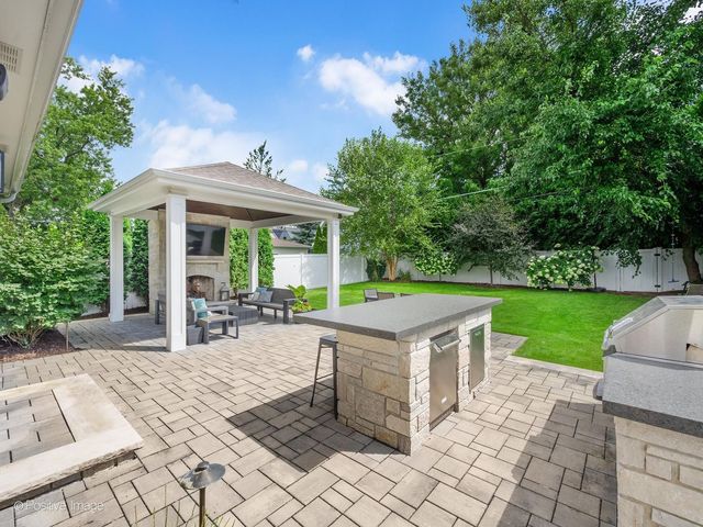 4517 Sherwood Avenue, Downers Grove, IL 60515
