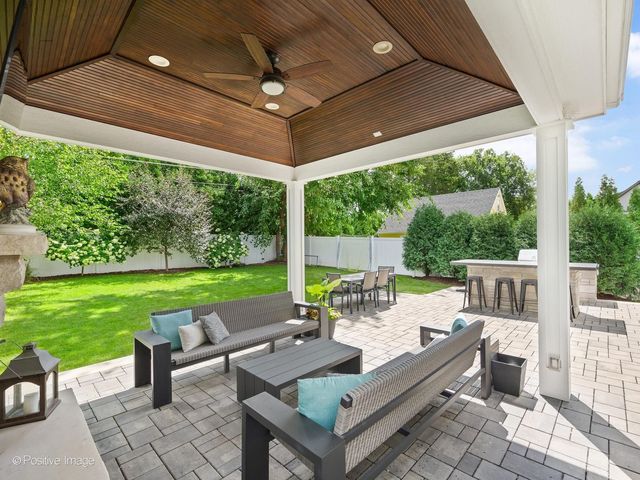 4517 Sherwood Avenue, Downers Grove, IL 60515