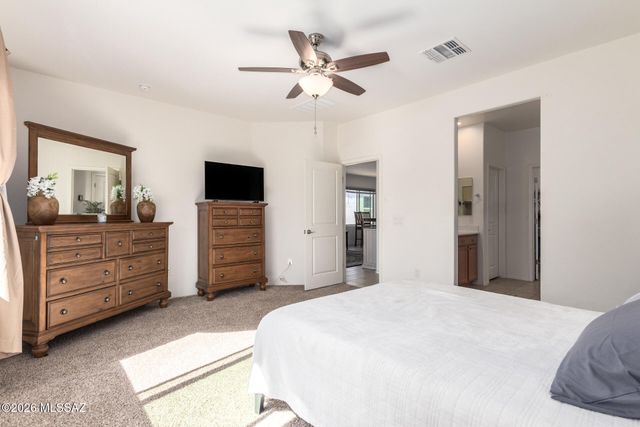 852 E Bottomlands Lane, Sahuarita, AZ 85629