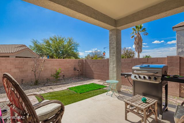 852 E Bottomlands Lane, Sahuarita, AZ 85629