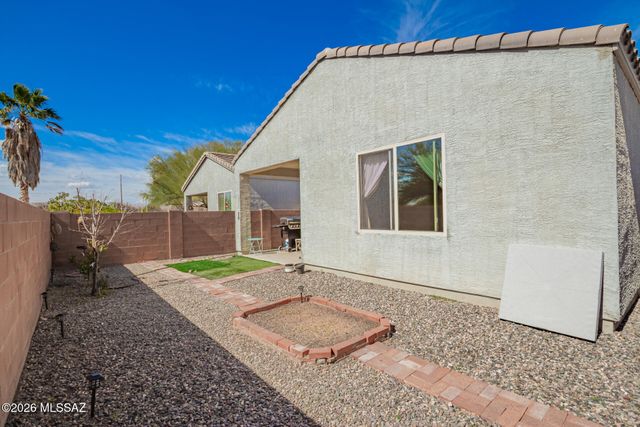 852 E Bottomlands Lane, Sahuarita, AZ 85629