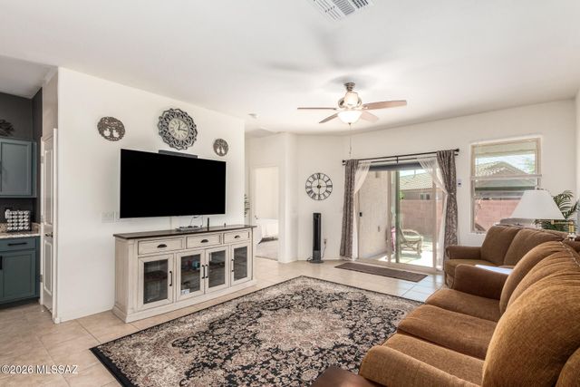 852 E Bottomlands Lane, Sahuarita, AZ 85629