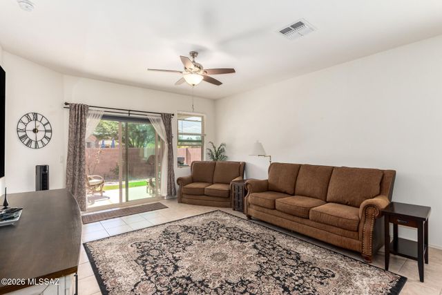 852 E Bottomlands Lane, Sahuarita, AZ 85629