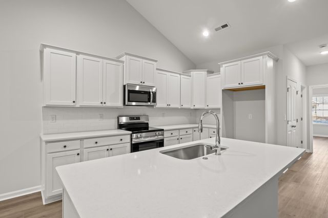 45 Double Pond Dr, Georgetown, SC 29440