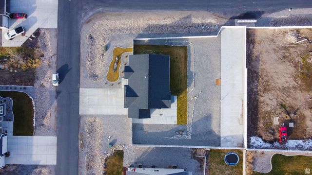 8214 N LAKESHORE DR, Lake Point, UT 84074