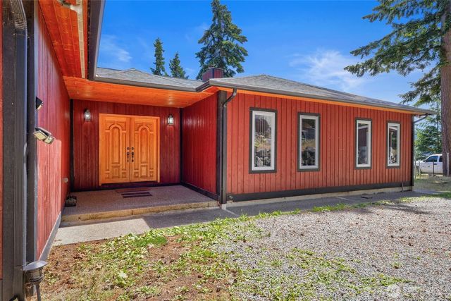 9942 Misery Point Road NW, Seabeck, WA 98380