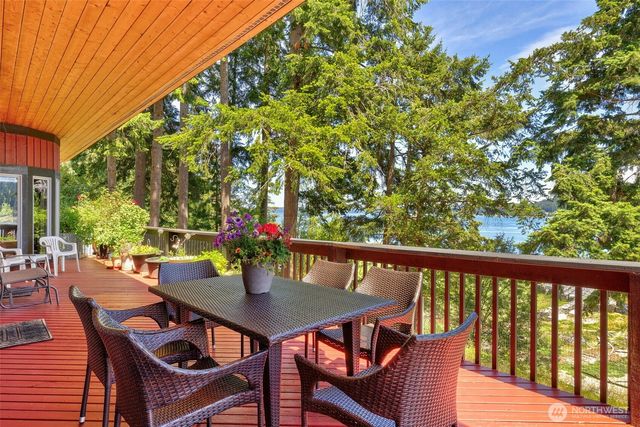 9942 Misery Point Road NW, Seabeck, WA 98380