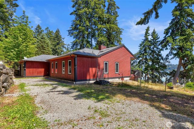9942 Misery Point Road NW, Seabeck, WA 98380