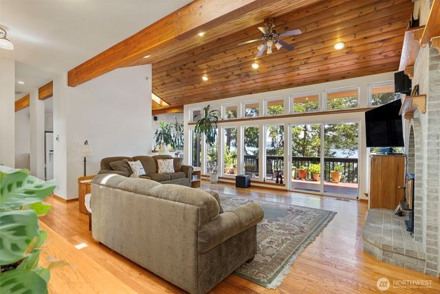 9942 Misery Point Road NW, Seabeck, WA 98380