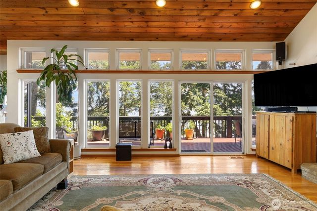 9942 Misery Point Road NW, Seabeck, WA 98380