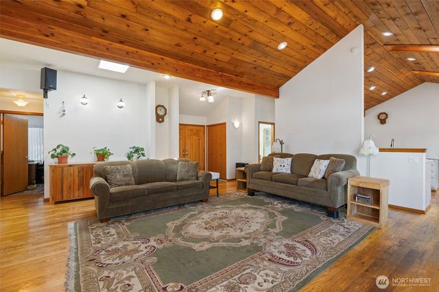 9942 Misery Point Road NW, Seabeck, WA 98380