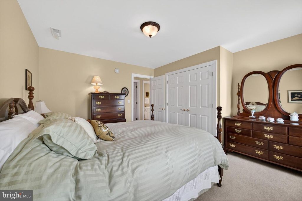 Image 102 of property listing at 306 OLD LINE DR, Centreville, MD 21617
