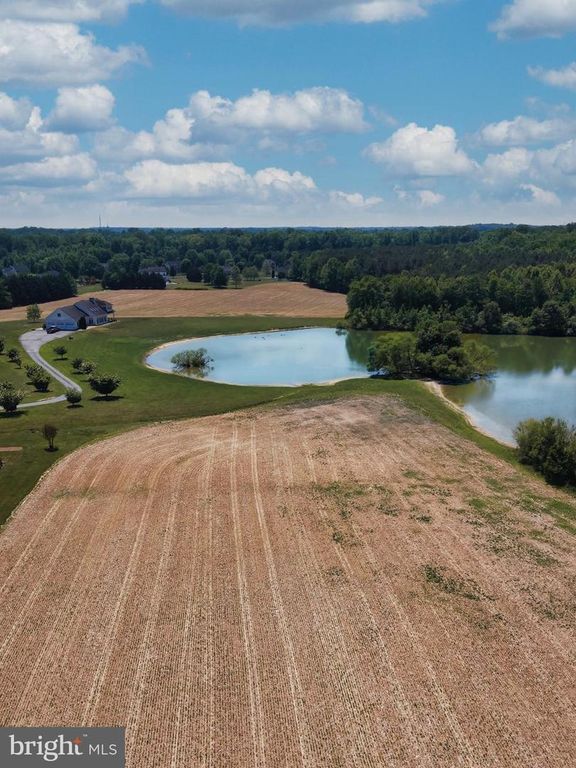 Image 116 of property listing at 306 OLD LINE DR, Centreville, MD 21617