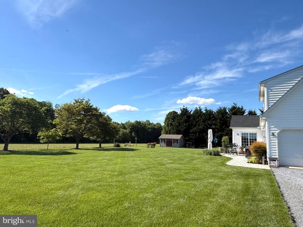 Image 19 of property listing at 306 OLD LINE DR, Centreville, MD 21617