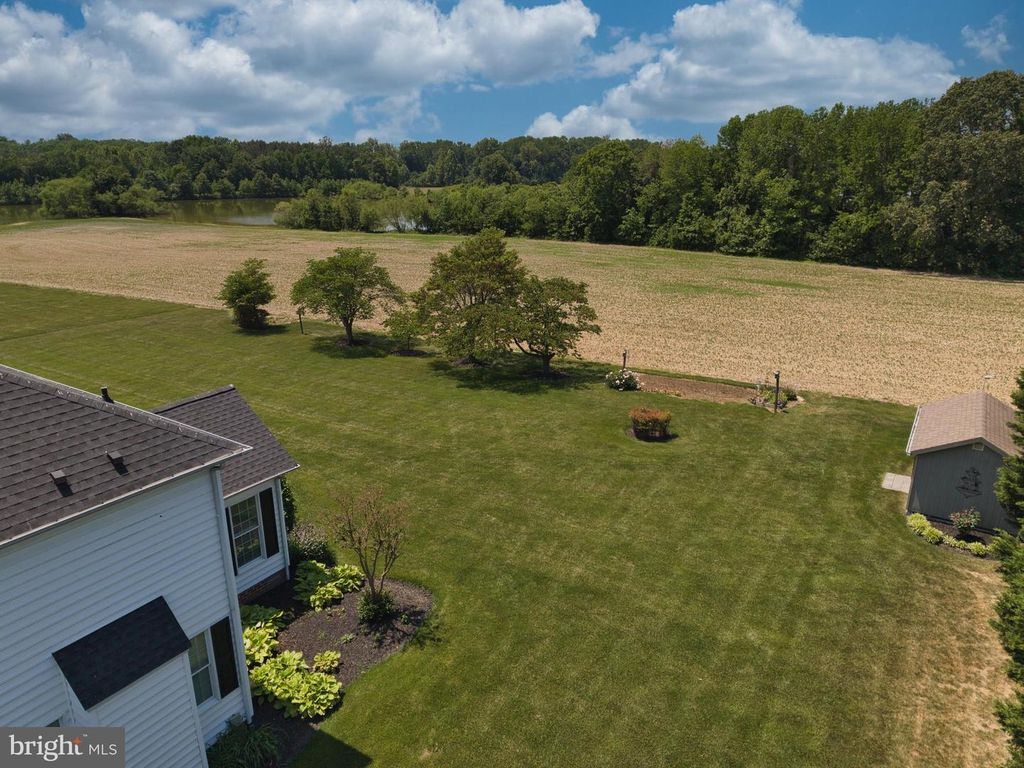 Image 32 of property listing at 306 OLD LINE DR, Centreville, MD 21617