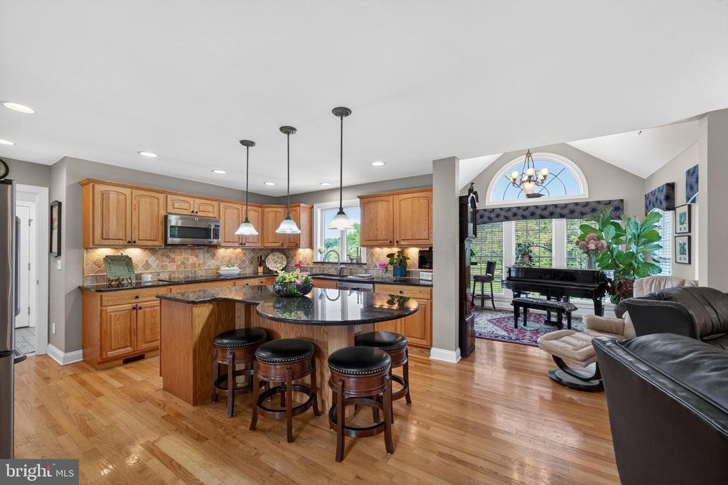 Image 55 of property listing at 306 OLD LINE DR, Centreville, MD 21617