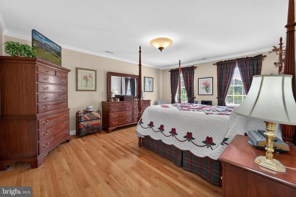 Image 85 of property listing at 306 OLD LINE DR, Centreville, MD 21617