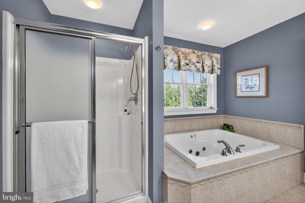Image 92 of property listing at 306 OLD LINE DR, Centreville, MD 21617