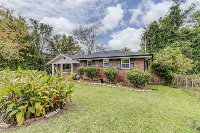 618 Mooremont Terrace, Chattanooga, TN 37411