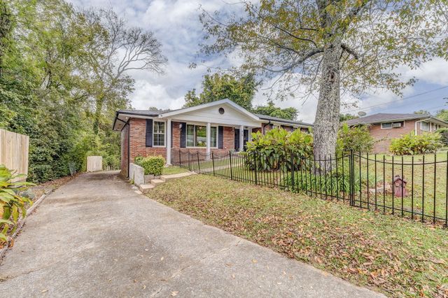618 Mooremont Terrace, Chattanooga, TN 37411