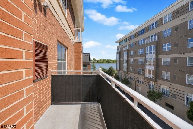 368 Rector St 414, Perth Amboy City, NJ 08861