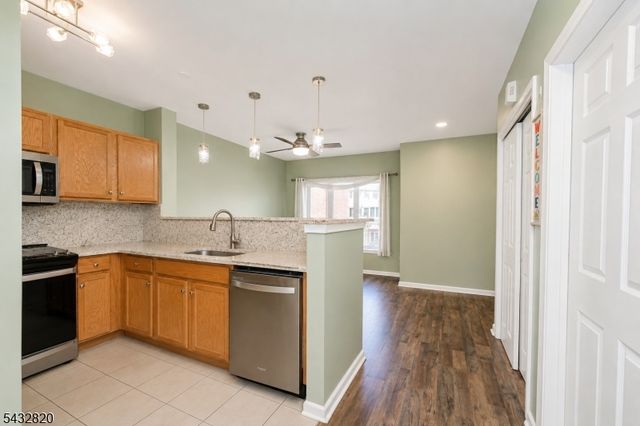 368 Rector St 414, Perth Amboy City, NJ 08861
