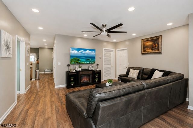 368 Rector St 414, Perth Amboy City, NJ 08861