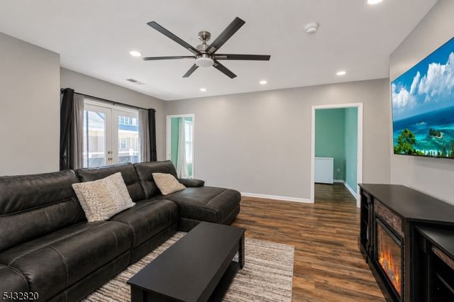 368 Rector St 414, Perth Amboy City, NJ 08861