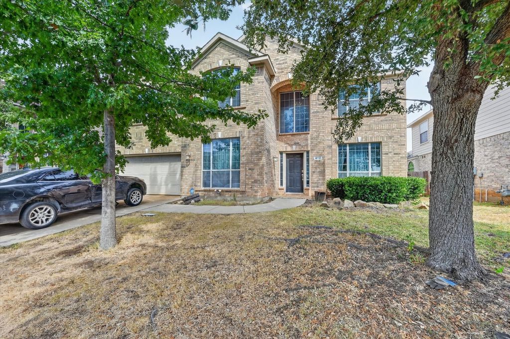 412 Roundrock Lane, Fort Worth, TX 76140 — exterior