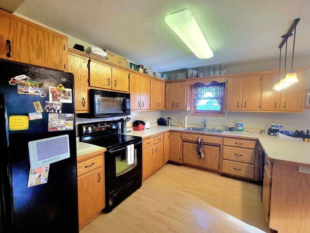 39596 10th Avenue, Isle, MN 56342