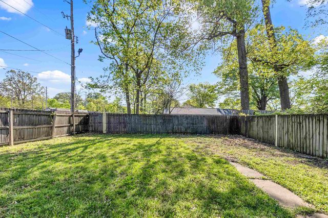 1100 ROZELLE ST, Memphis, TN 38106