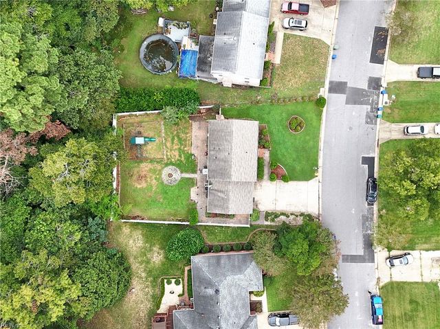 81 Shannon DR, Newport News, VA 23608