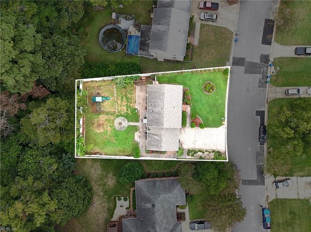 81 Shannon DR, Newport News, VA 23608