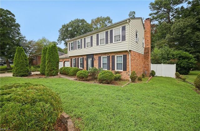 81 Shannon DR, Newport News, VA 23608