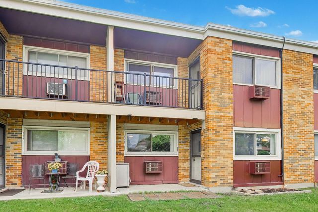 1313 S Rebecca Road 116B, Lombard, IL 60148