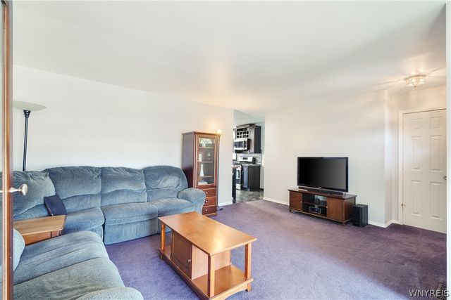 2 Ladner Avenue, Buffalo, NY 14220