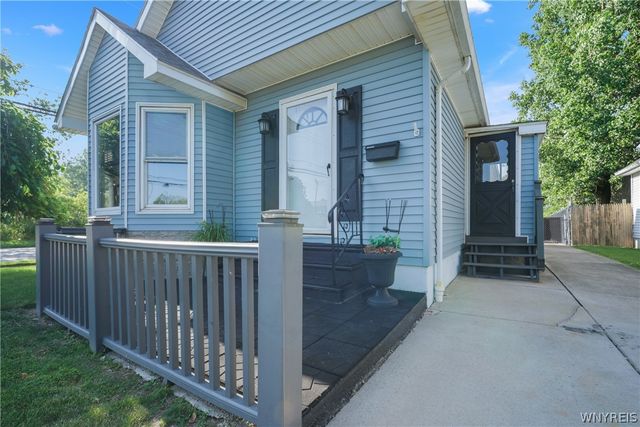 2 Ladner Avenue, Buffalo, NY 14220