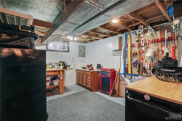 2 Ladner Avenue, Buffalo, NY 14220