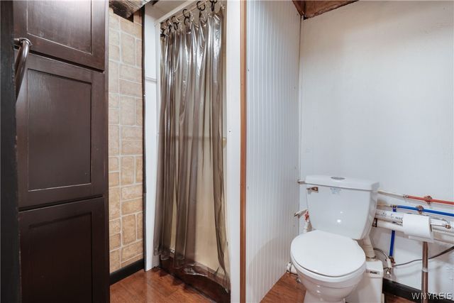 2 Ladner Avenue, Buffalo, NY 14220