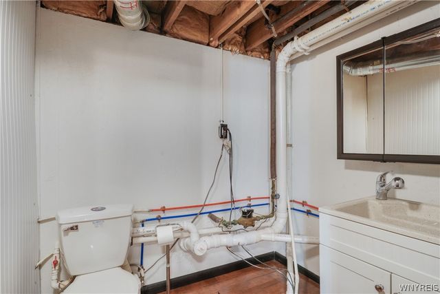 2 Ladner Avenue, Buffalo, NY 14220