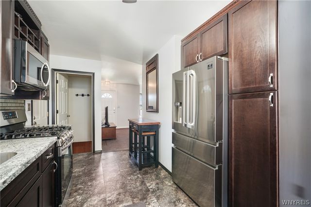 2 Ladner Avenue, Buffalo, NY 14220