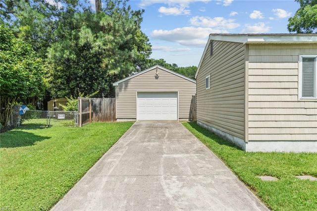 536 Carnation AVE, Virginia Beach, VA 23462