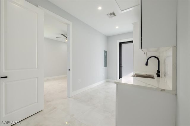 4224 70th AVE NE, Naples, FL 34120