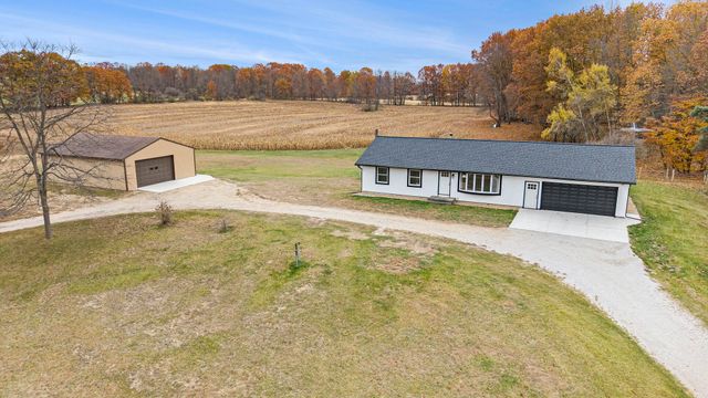 2272 W 104th Street, Grant, MI 49327