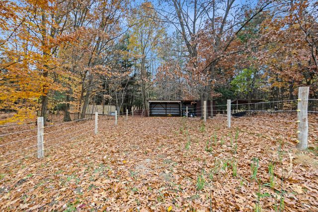 2272 W 104th Street, Grant, MI 49327